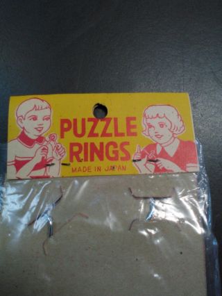 VINTAGE DIME STORE NOVELTY 4 PUZZLE RINGS JAPAN 1960s Old Stock 2