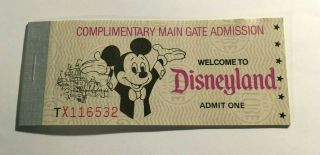 Vtg Complete 1981 Disneyland Courtesy Guest Full Ticket Book Admission Mickey C