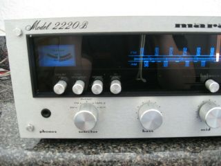 Vintage Marantz 2220B Receiver.  Please read entire description and view pictures 3