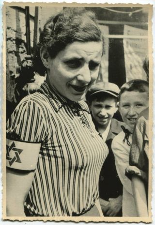Wwii Archive Photo: Warsaw Ghetto Scene - Young Lady Posing On Camera