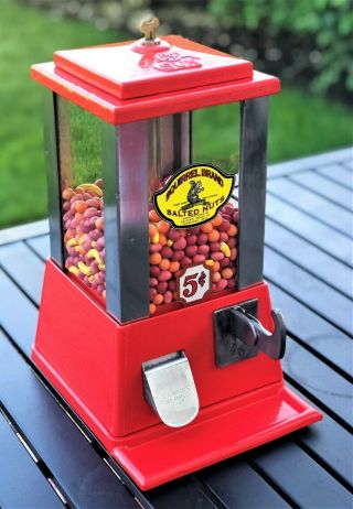 Vintage SUN 5 Cent Squirrel Brand Nuts Bulk Candy Vending Machine 3