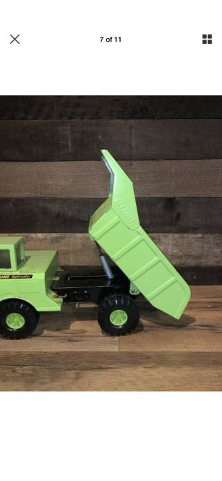 VINTAGE NYLINT PRESSED STEEL CONSTRUCTION SET LIME GREEN HYDRAULIC DUMP TRUCK 5