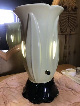 Vtg Royal Haeger Petal Louver Ceramic 12 " Lamp Lime Green Drip Glaze Leaf Tv