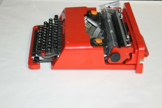Olivetti Valentine Ettore Sottsass Vintage Typewriter Barcelona Red Type Writer 4