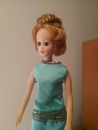 Madame Alexander Brenda Starr 11.  5 " Doll Vintage 1960s Smoke Tagged Dress