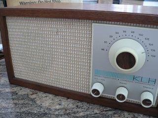 Vintage KLH Model Twenty - One FM Radio, 2