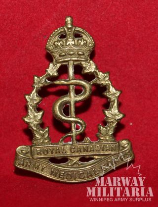 Royal Canadian Army Medical Corps Cap Badge (inv12831)