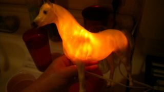 Vintage Breyer Horse Night LIGHT LAMP Alabaster w/ Gray Hooves,  Mane & Tail 2