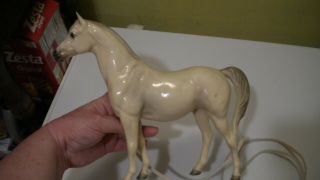 Vintage Breyer Horse Night LIGHT LAMP Alabaster w/ Gray Hooves,  Mane & Tail 4
