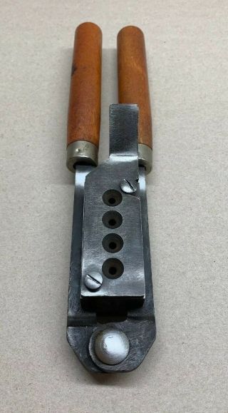 Vtg Lyman Bullet Mold.  45 Cal 225 Grain 452 Diameter 4 Hole Reloading Equipment