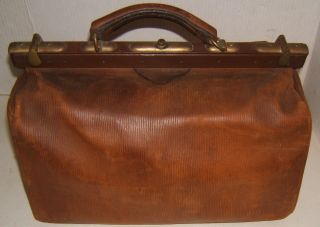 Vintage Leather Medical Doctors Bag With Metal & Brass Frame 1
