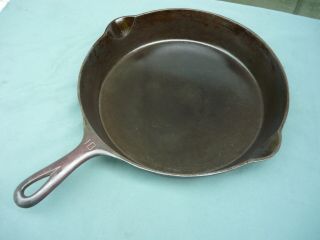 Vintage Cast Iron Griswold Skillet/fry Pan 10 - 716 Erie,  Pa.  Small Logo