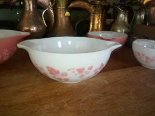Vintage Pyrex Pink Gooseberry Cinderella Nesting Mixing Bowls 444,  443,  442,  441 8