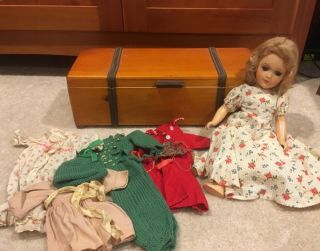 The Mary Hoyer Doll 14.  5 In Vintage Blonde Doll Figurine Toy Clothes Wood Box