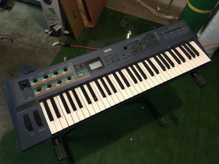 Rare Yamaha An1x Synthesizer Techno Trance Era Keyboard