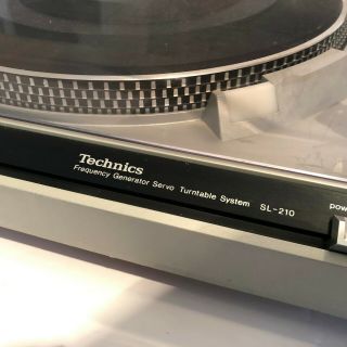 VTG Technics SL - 210 Servo Turntable Record Player - Play - Sounds Great 3