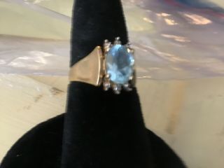 VINTAGE/ANTIQUE 14 KT YELLOW GOLD DIAMOND AND AQUAMARINE LADIES RING SIZE 5.  75 2