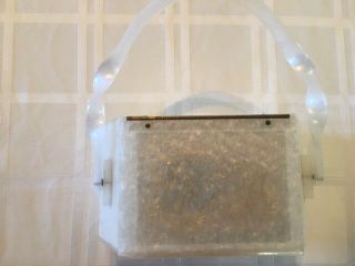 VINTAGE RARE WILARDY PEARL LUCITE PURSE WITH ENVELOPE STYLE LID & TWISTED HANDLE 5