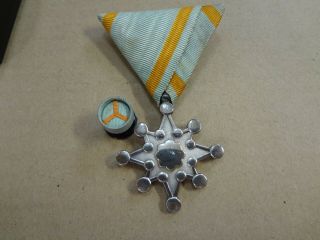 WWII WW2 Japanese Order of the Sacred Treasure 8th Cl.  Medal Japan Silver 9 2