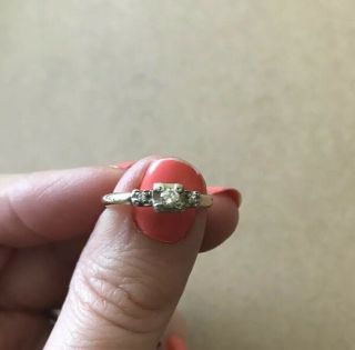 Vintage Mid Century 14k Gold And Three Diamond Engagement Ring
