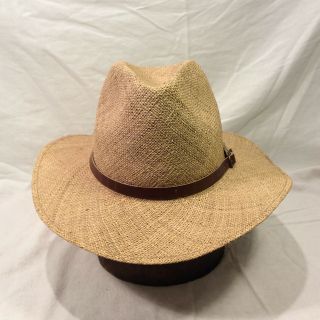 Sandy Blonde Straw Men ' s Hat with Brown Leather Band - - Size 7 1/8 5