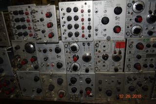 88 vintage tektronix oscilloscope plug - ins 151 type M TU - 2 3A72 3A3 ca type 2 8