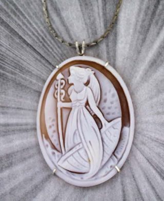 Cameo Pendant Necklace Italian Shell Niello Pernice Wire Wrapped