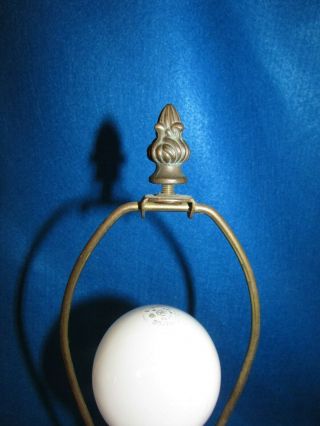 VTG HAND CARVED ALABASTER BONE WHITE & GRAY ITALIAN MARBLE TABLE LAMP 27” 3 WAY 5