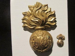 Les Fusiliers Mont - Royal Canada Wwii Era Brass Cap Badge & Lapel Pin