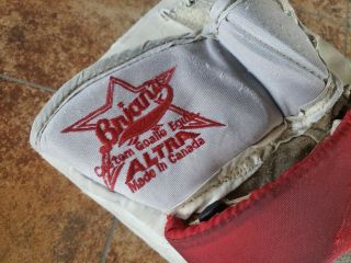 Vintage Brian ' s ATRA SENIOR Goalie BLOCKER WHITE/RED Canada 3