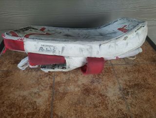 Vintage Brian ' s ATRA SENIOR Goalie BLOCKER WHITE/RED Canada 6