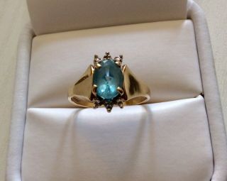 Ladies Vintage 9ct Gold Blue Topaz & Diamond Ring - M 1/2