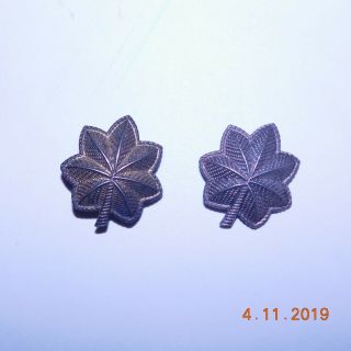 Pair WWII Shold - R - Form Sterling Silver US Army Major Rank Oak Leaf Pin 8 GR.  925 4