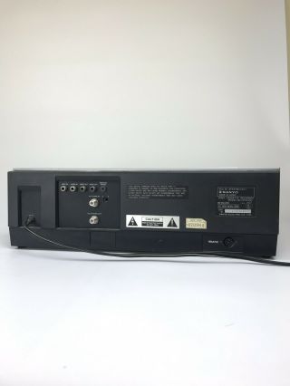 Vintage Sanyo Model VCR 4400 Betamax Video Cassette Recorder Player 7