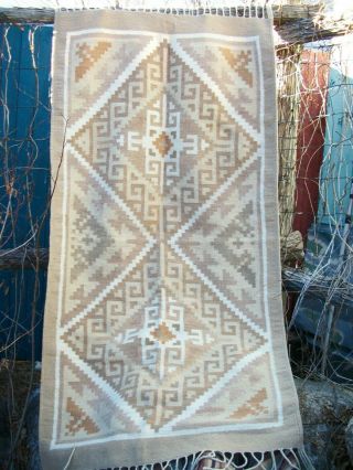 Vintage Handwoven Navajo Rug// 5 