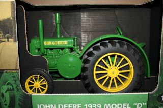 Vintage John Deere 1939 Model D Toy Tractor 1:8 scale HUGE NIB rare 3
