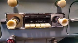 Vintage Vw Beetle Am Fm Radio & Speaker With Aux Input Usb Ipod Mp3 & Bluetooth