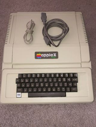 Vintage Apple Ii Plus Computer A2s1048 Serial No.  363690 Not