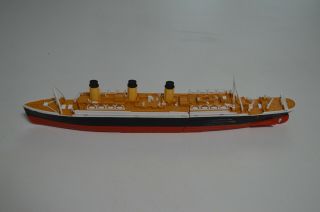 Rare R.  M.  S Titanic Break - Away Toy Boat Submersible Model