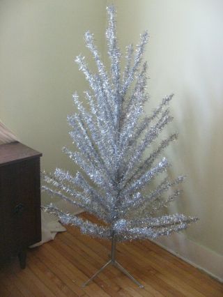 Vintage 50s 60s Midcentury Modern 6 ' Silver Aluminum Christmas Tree 67 Branches 2