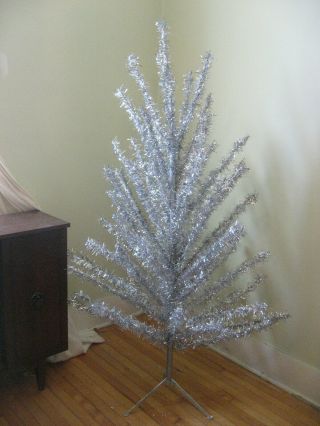 Vintage 50s 60s Midcentury Modern 6 ' Silver Aluminum Christmas Tree 67 Branches 7