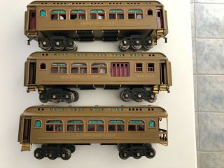 Lionel Standard Gauge Vintage 400 Series Passenger Cars: