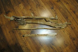 Vintage North American Indian Bow,  Arrows And Case