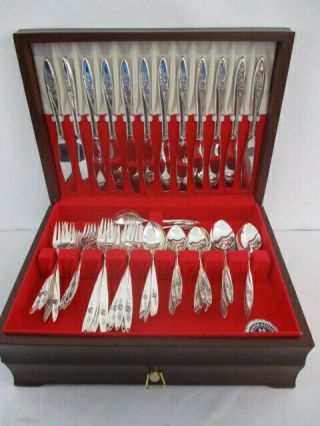 76 Piece Oneida Community Rose Pattern Flatware W/ Chest Silverplate