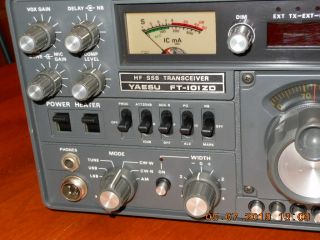 1970 ' s Vintage Yaesu FT - 101ZD HF SSB Transceiver HAM Radio w/mic 2