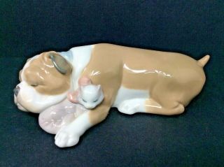 Vintage Lladro Unlikely Friends 6417 Bulldog/kitten Porcelain Figurine/figure