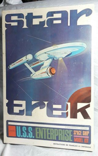 Aurora Star Trek U.  S.  S Enterprise Kit Rare Canadian Issue