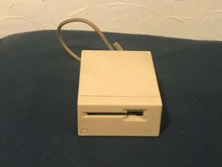 Vintage Macintosh 512K (M0001W) Computer,  Keyboard,  Mouse,  and Disk Driver 5