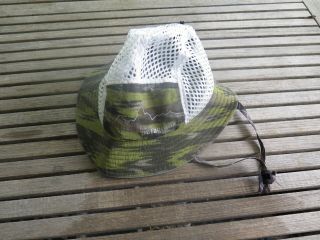 Patagonia Vtg 2014 Vented Mesh Duckbill Bucket Hat Camo And White One Size