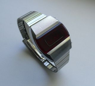 Elektronika 1 3051 B6 - 03 Pulsar USSR Soviet LED Watch Electronica 1 3051 Pulsar 2